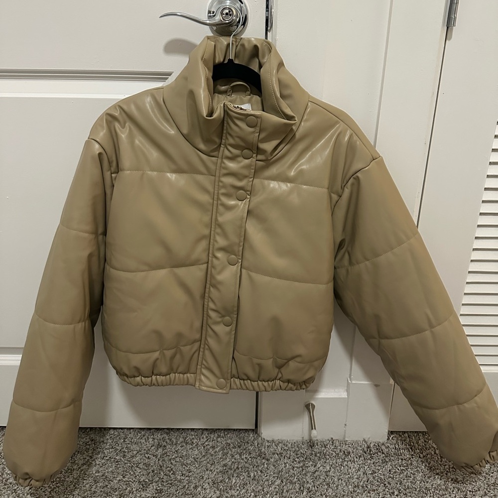 Le Lis Collection Tan / Beige Puffer Jacket